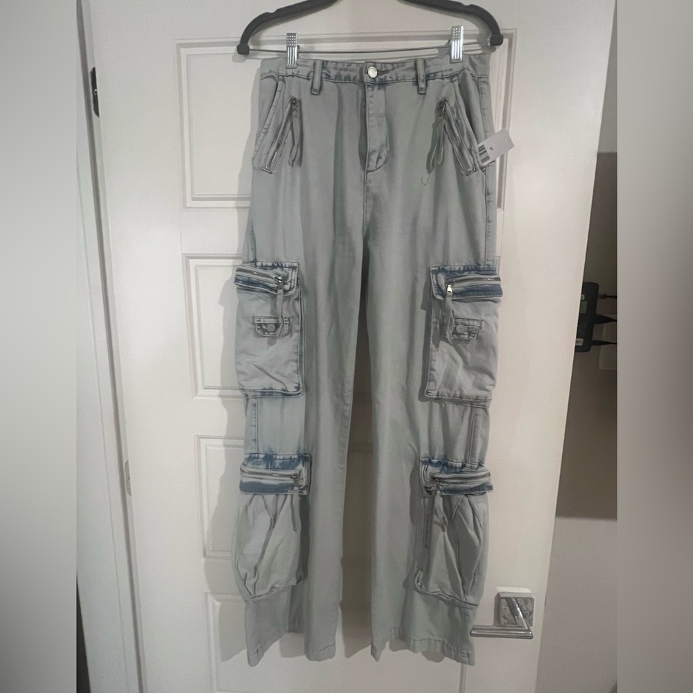 Light blue Blank NYC Jeans. Cargo with functional pockets.